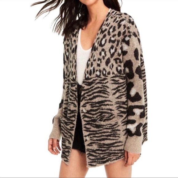 Wildfox Tan & Black Alpaca Wool Blend Cardigan Animal Print Button Sweat… - Picture 1 of 10